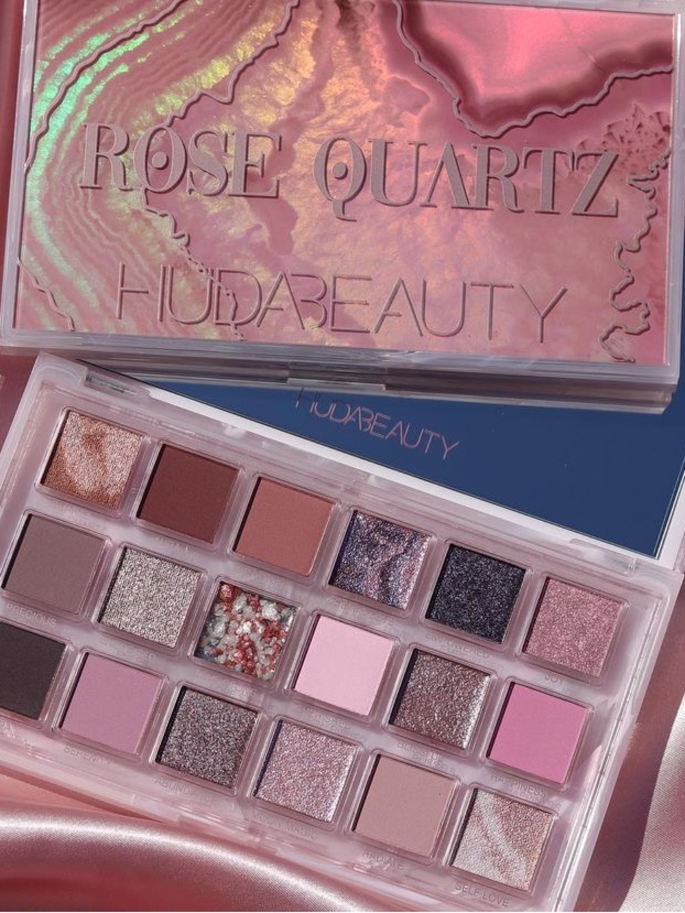 HUDA BEAUTY ROSE QUARTZ EYESHADOW PALETTE
